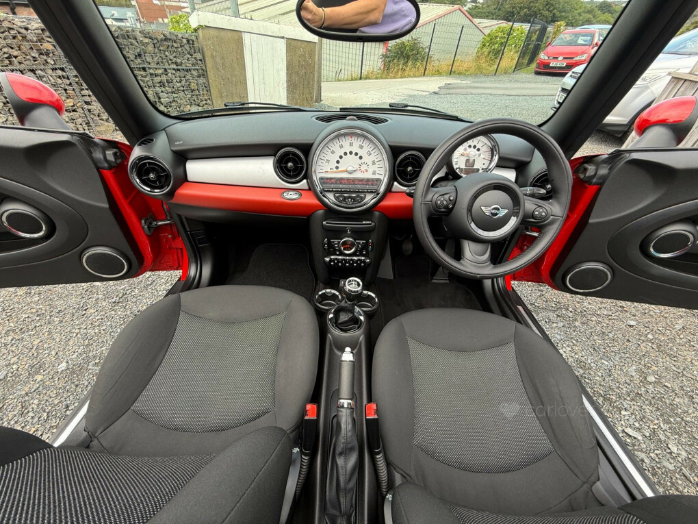 Mini Convertible 2.0 Cooper Sd 141 Bhp White #66