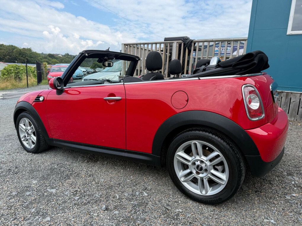 Mini Convertible 2.0 Cooper Sd 141 Bhp White #47