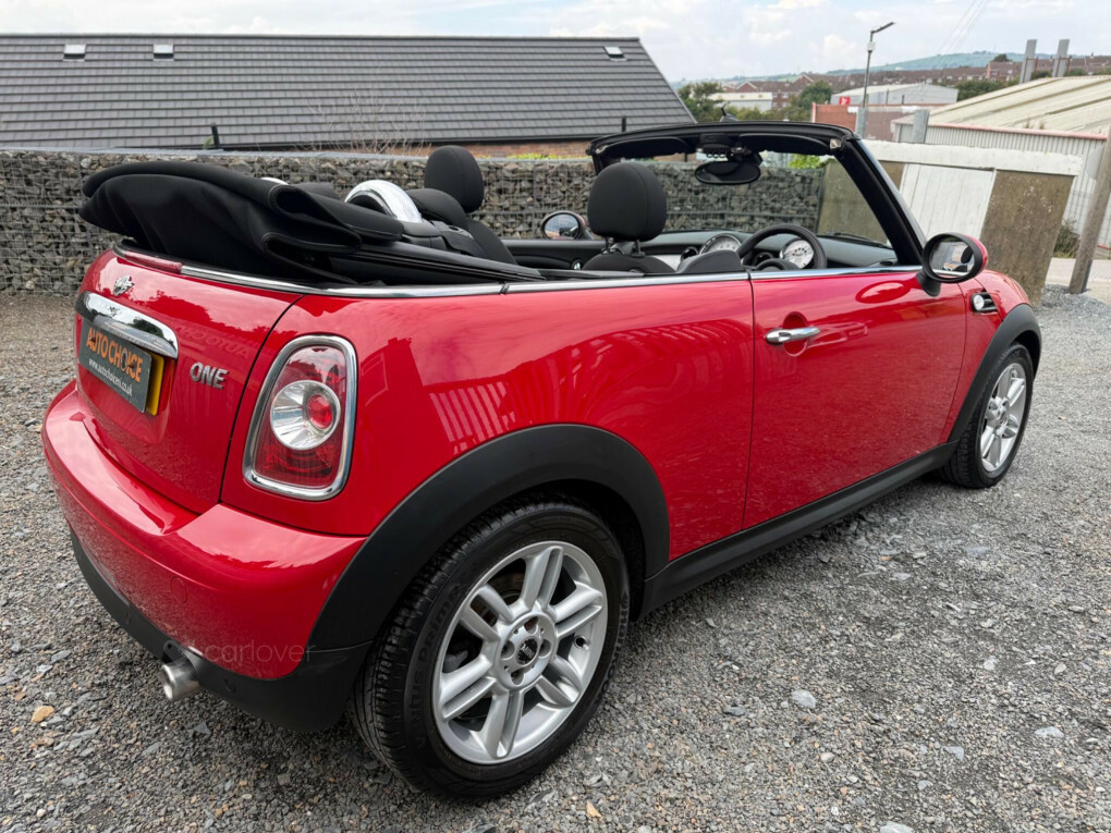 Mini Convertible 2.0 Cooper Sd 141 Bhp White #44