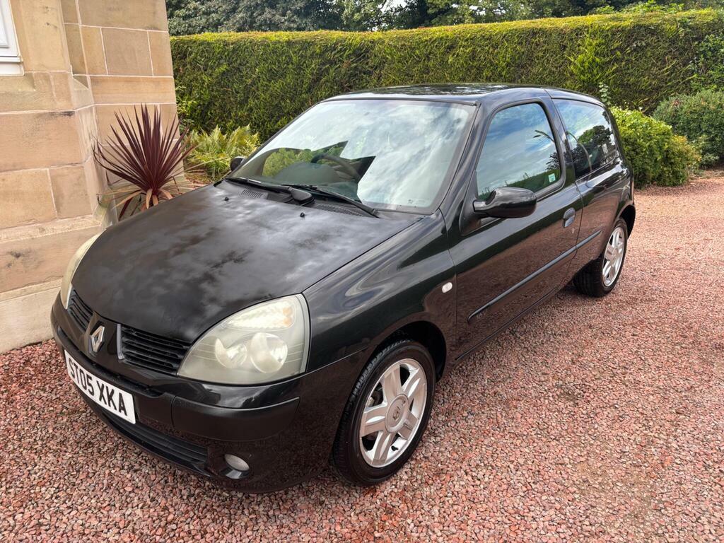 Renault Clio 1.4 Expression Red #14