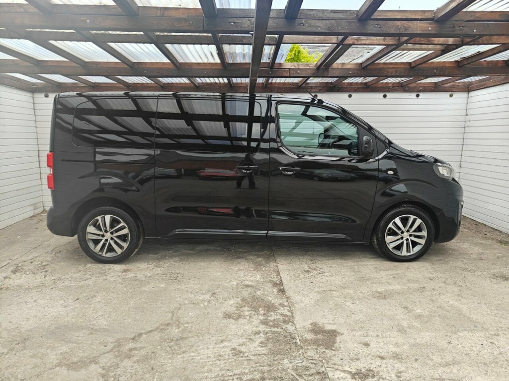 Peugeot Traveller 1.6L Business Black