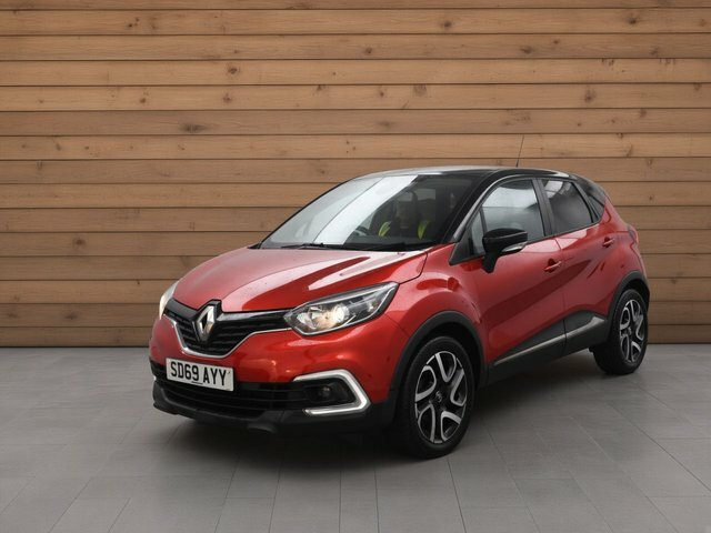 Renault Captur Tce Energy Iconic Suv SD69AYY Red #2