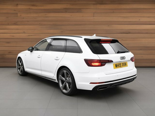 Audi A4 Avant Tfsi 35 Black Edition Black #3