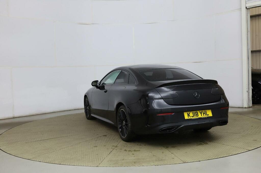 Mercedes-Benz E Class Coupe 2.0 E220d Amg Line Premium G-tronic Euro Black #5