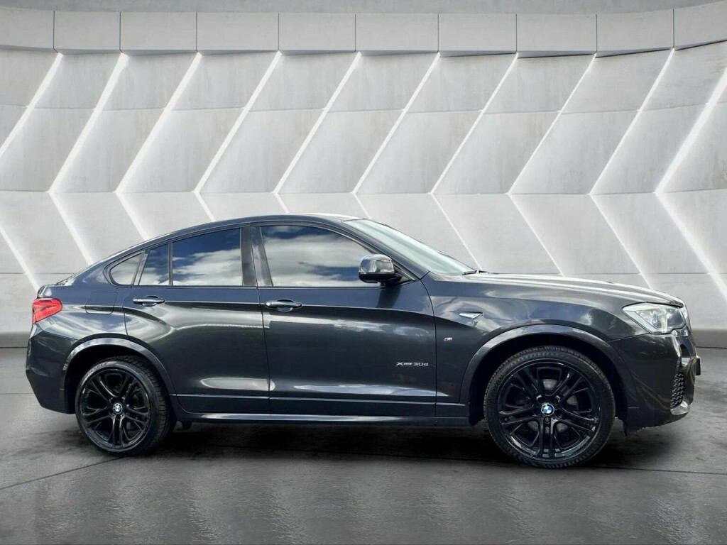 BMW X4  Red #60