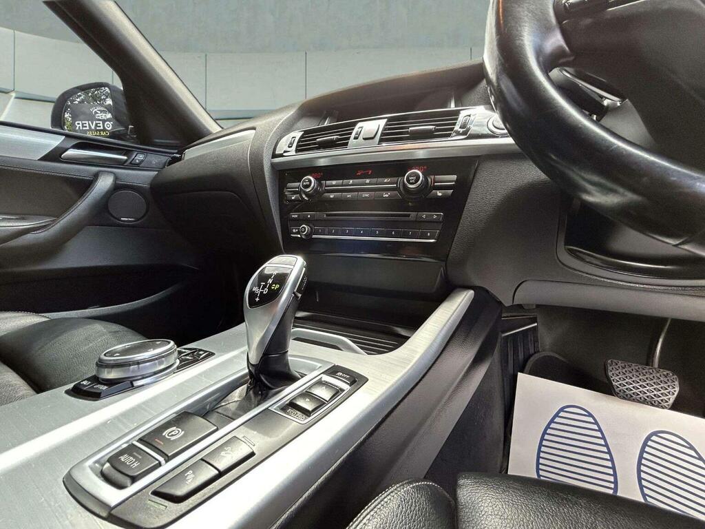 BMW X4  Red #23