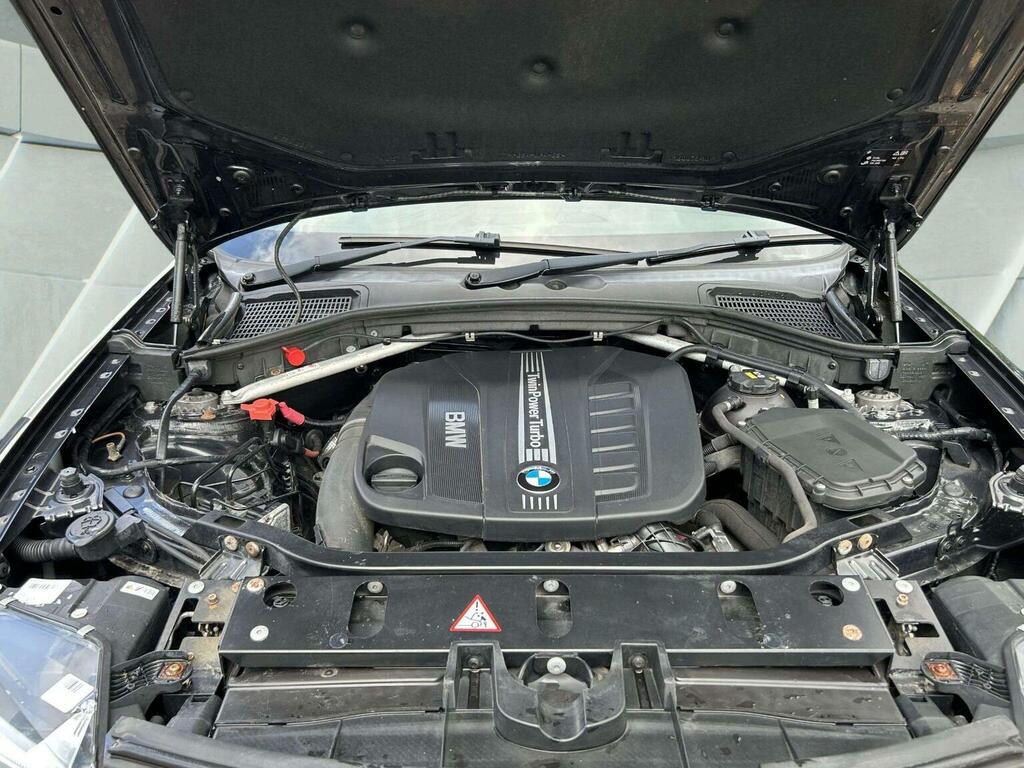 BMW X4  Red #49