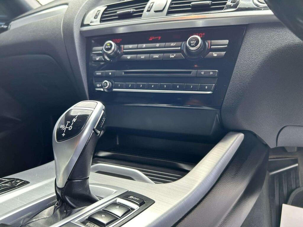 BMW X4  Red #22