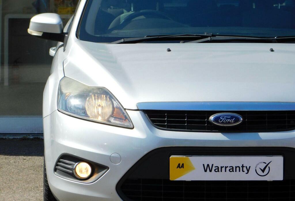 Ford Focus Hatchback 1.6 Zetec 200909 Silver #5