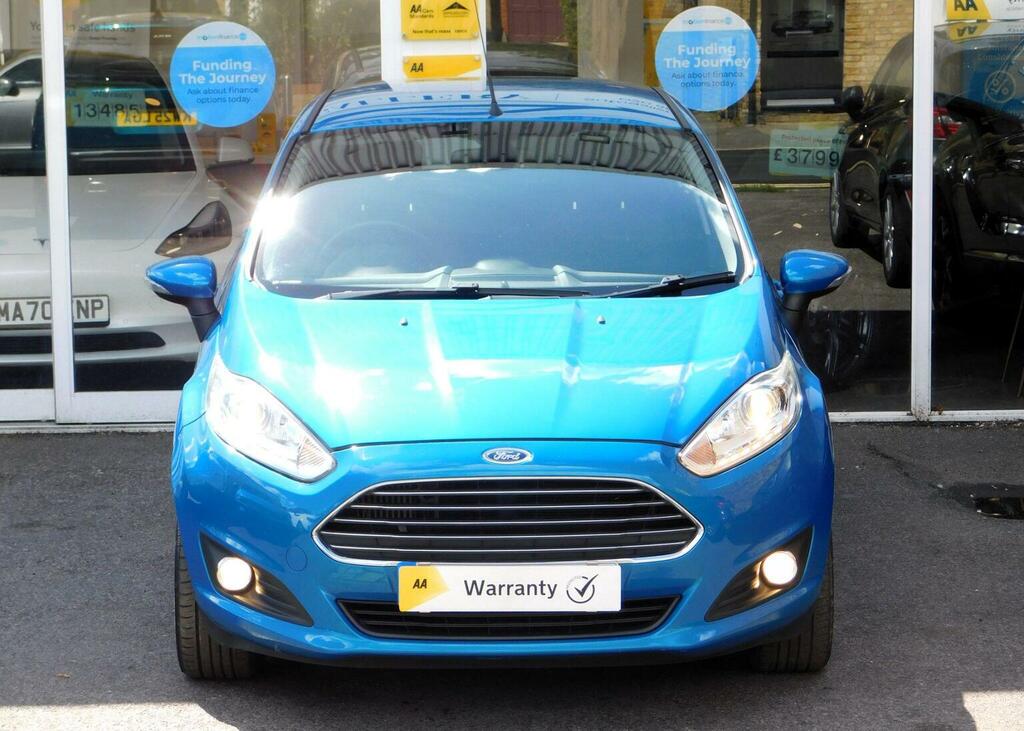 Ford Fiesta Hatchback 1.0T Ecoboost Titanium Powershift Euro 6 Blue