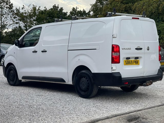 Vauxhall Vivaro Turbo D 3100 Edition White #2