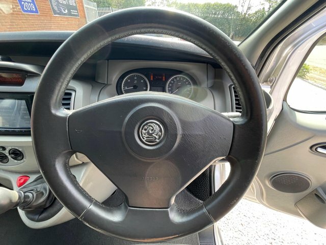 Vauxhall Vivaro Panel Van White #30