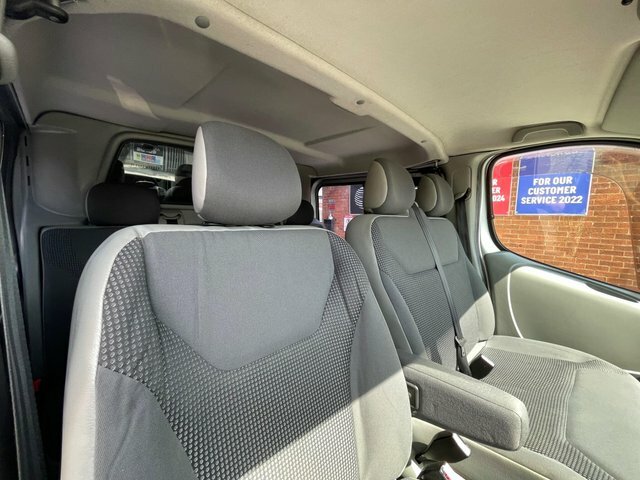 Vauxhall Vivaro Panel Van White #49
