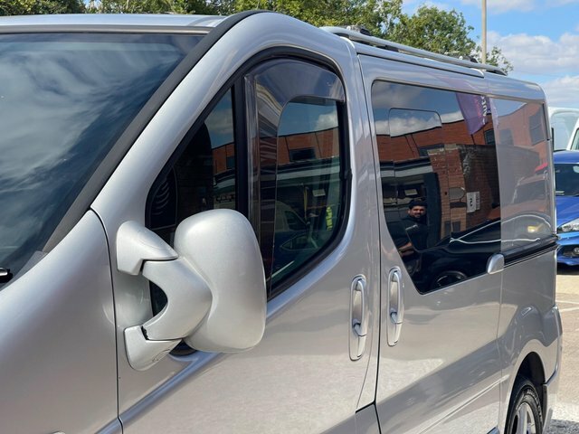 Vauxhall Vivaro Panel Van White #38