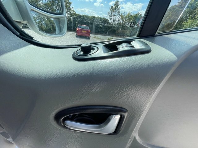 Vauxhall Vivaro Panel Van White #50