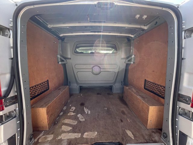 Vauxhall Vivaro Panel Van White #27
