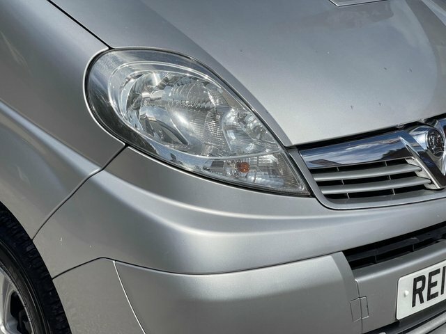Vauxhall Vivaro Panel Van White #41