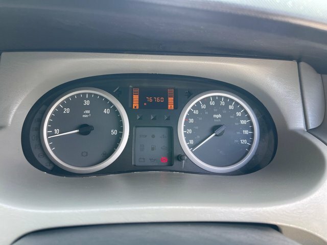 Vauxhall Vivaro Panel Van White #21