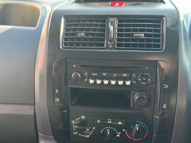 Citroen Dispatch Panel Van White #33
