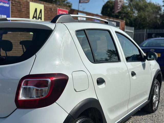 Dacia Sandero Stepway Stepway Hatchback Blue #18
