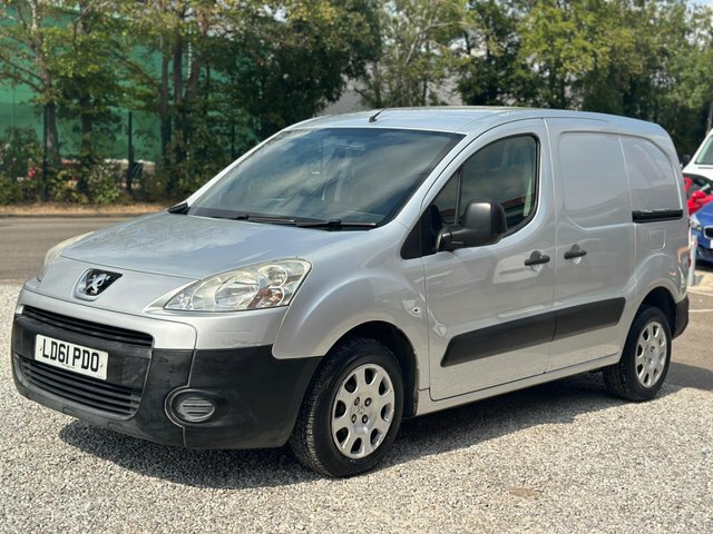 Peugeot Partner Temperature Controlled White #2