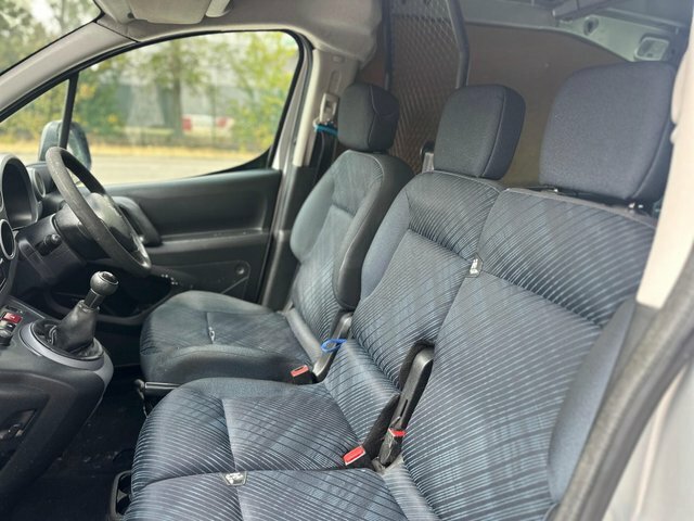 Peugeot Partner Temperature Controlled White #30
