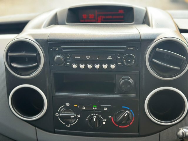 Peugeot Partner Temperature Controlled White #39