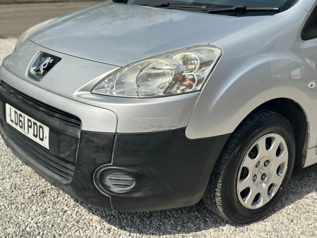Peugeot Partner Temperature Controlled White #29