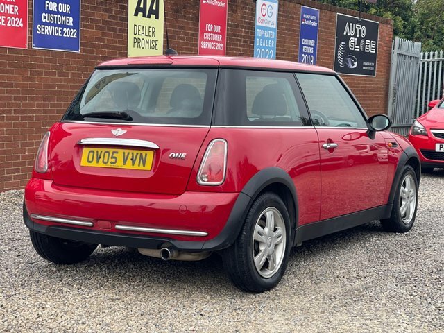 Mini Hatch One Euro 4 OV05VVN Red #4