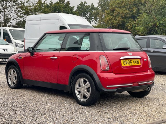 Mini Hatch One Euro 4 OV05VVN Red #3