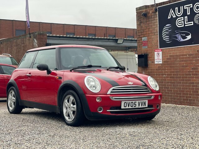Mini Hatch One Euro 4 OV05VVN Red