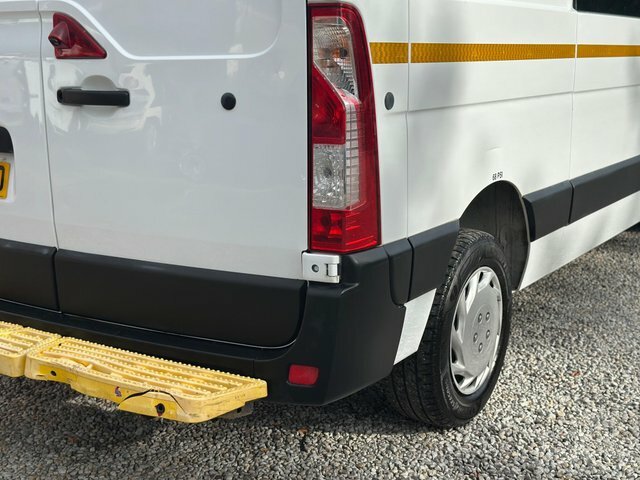 Vauxhall Movano Single Cab White #15