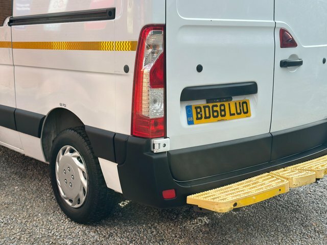 Vauxhall Movano Single Cab White #18