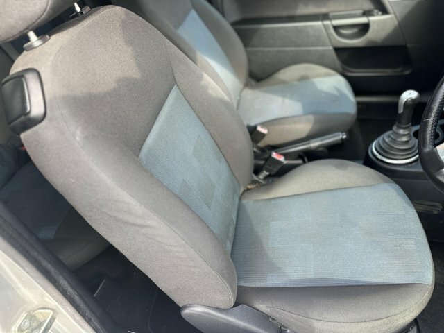 Ford Fiesta 1.6 Style Silver #21