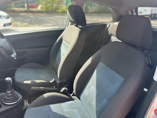 Ford Fiesta 1.6 Style Silver #33