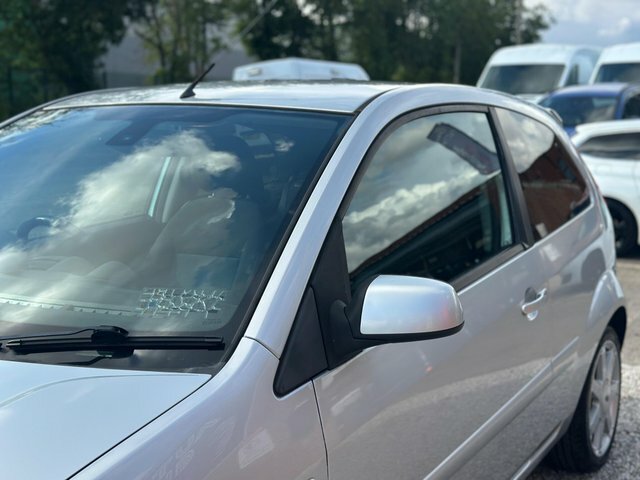 Ford Fiesta 1.6 Style Silver #31