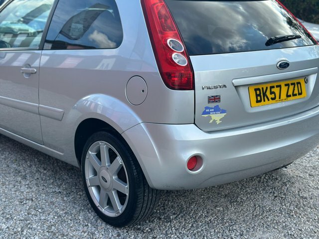 Ford Fiesta 1.6 Style Silver #19