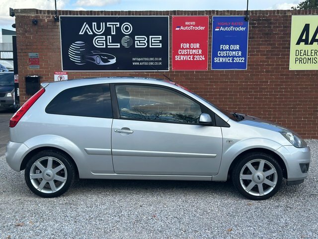Ford Fiesta 1.6 Style Silver #17