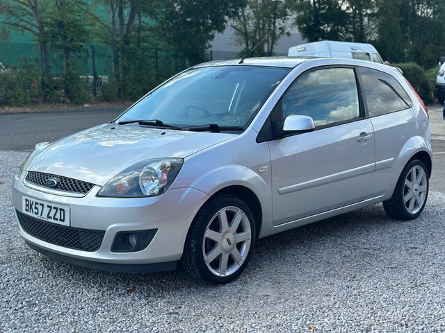 Ford Fiesta 1.6 Style Silver #2