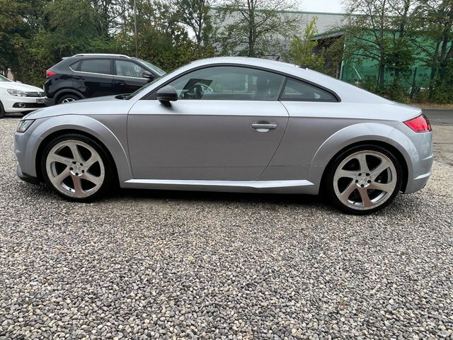 Audi TT White #7