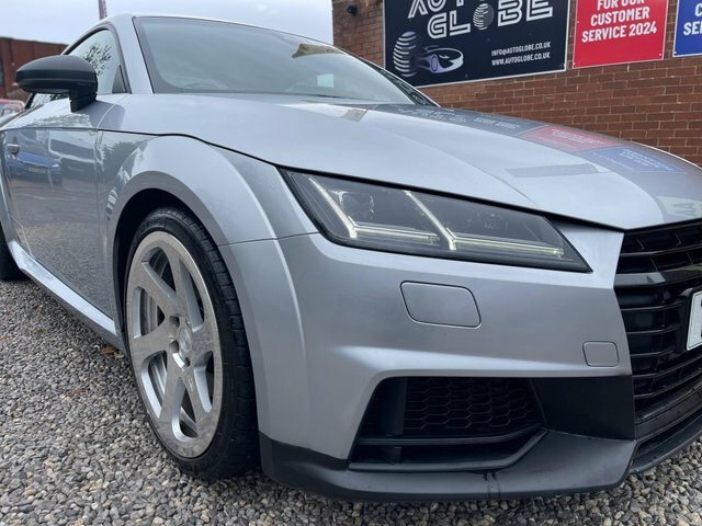 Audi TT White #18