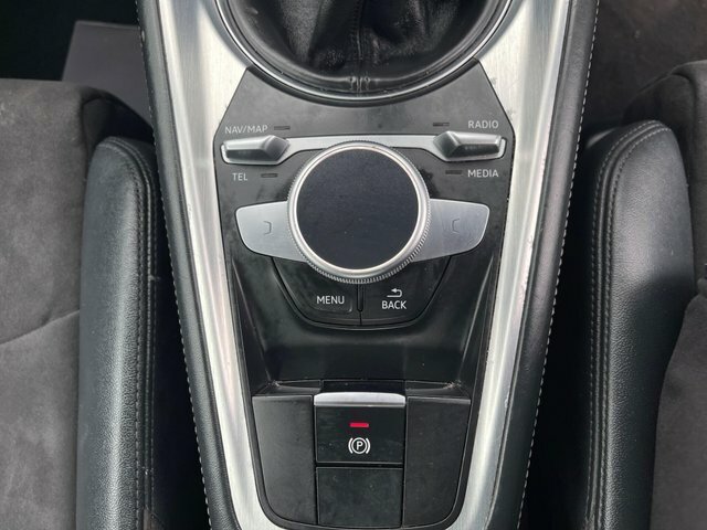 Audi TT White #41