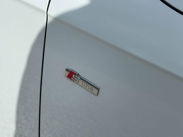 Audi A4 Avant 2L Se Technik Grey #32