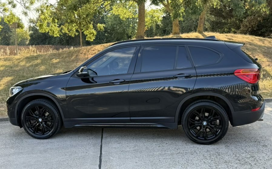 BMW X1 X1 Xdrive20d Sport FV18YUN Black #3