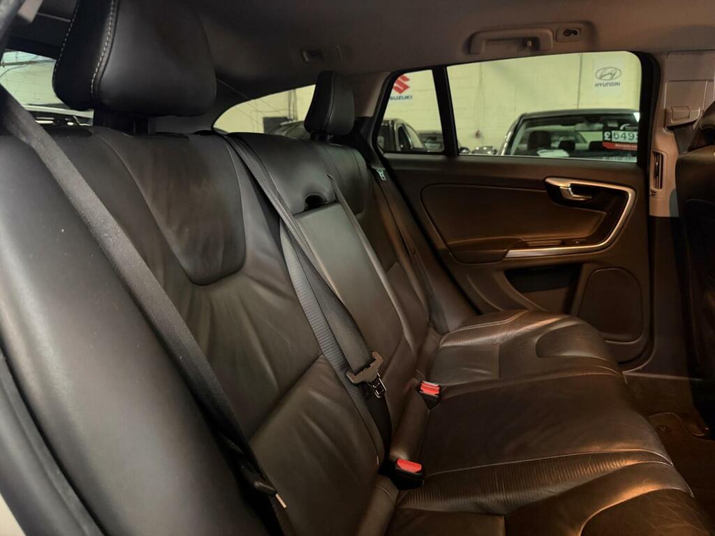 Volvo V60 D2 115 Es Nav Powershift Blue #28