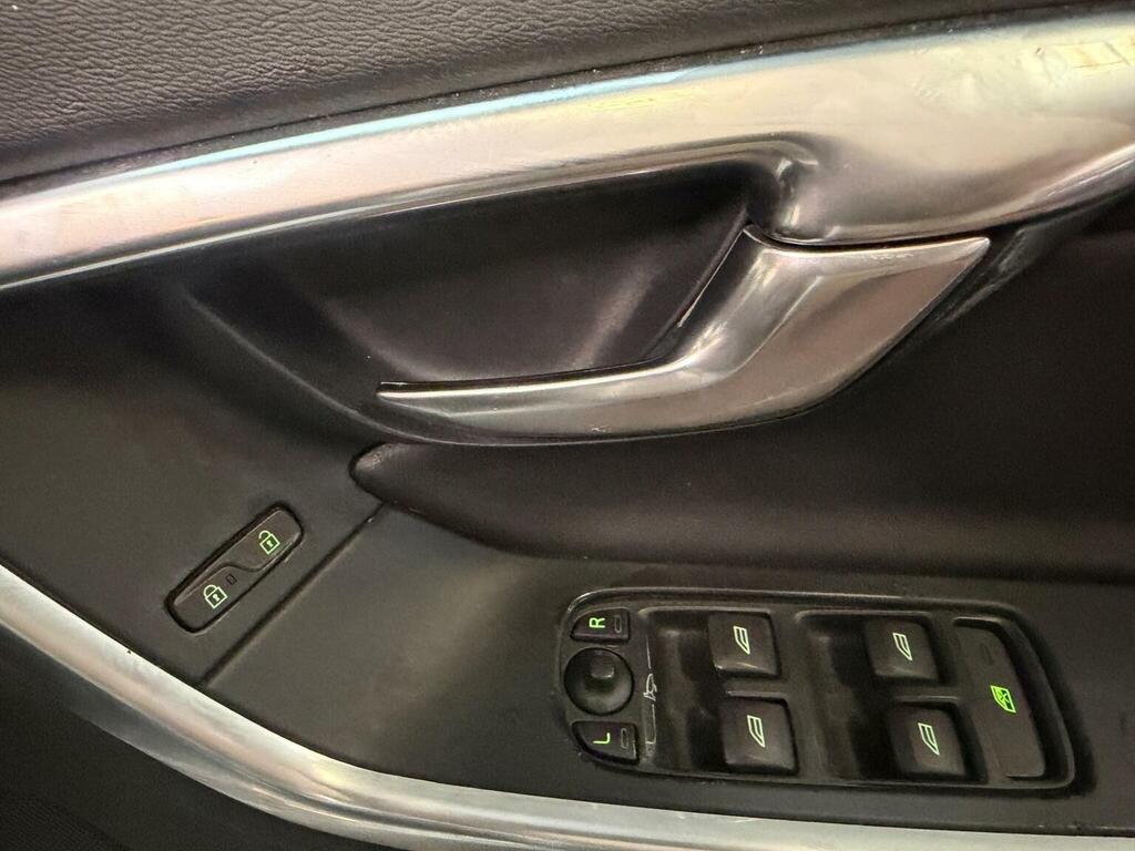 Volvo V60 D2 115 Es Nav Powershift Blue #38