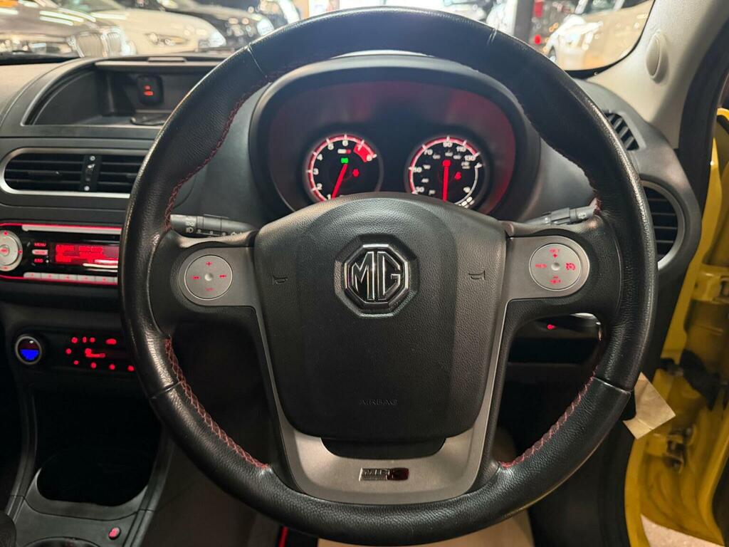 MG MG3 2016 65 3 Silver #44