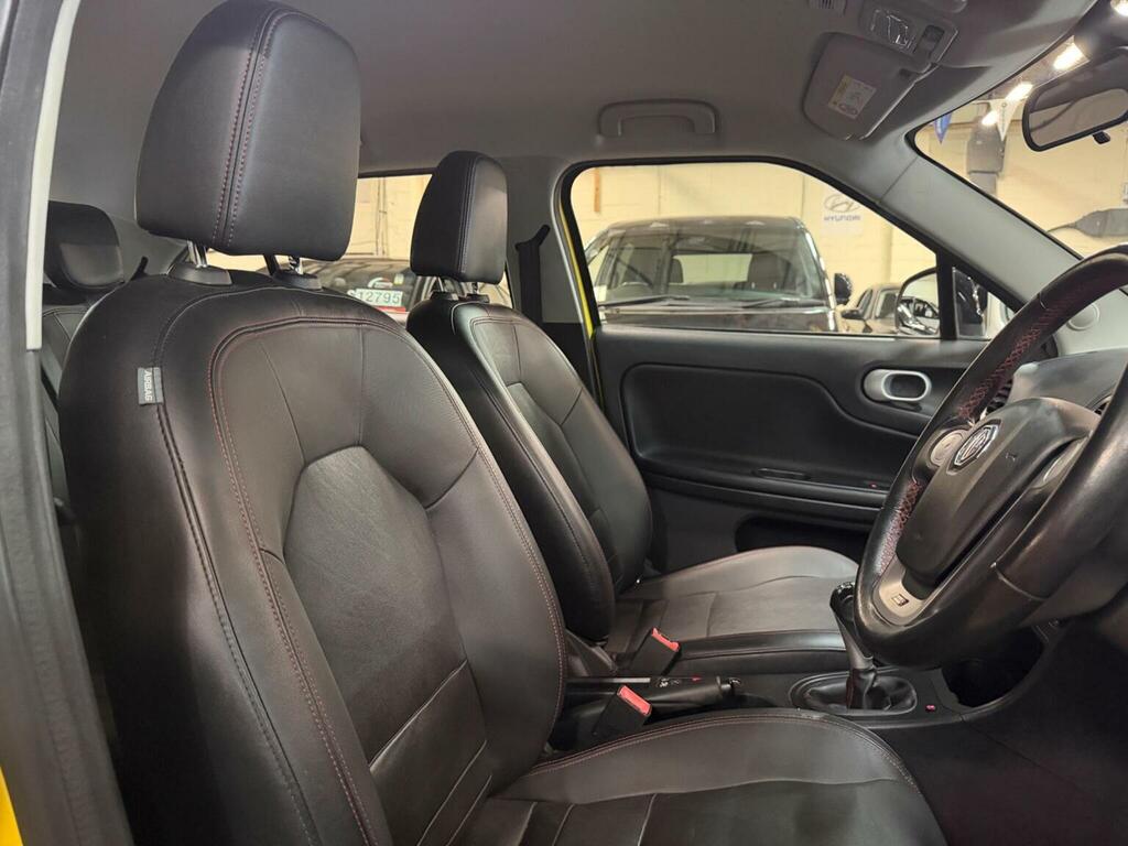MG MG3 2016 65 3 Silver #16