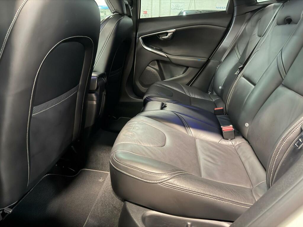 Volvo V40 D2 Se Blue #17