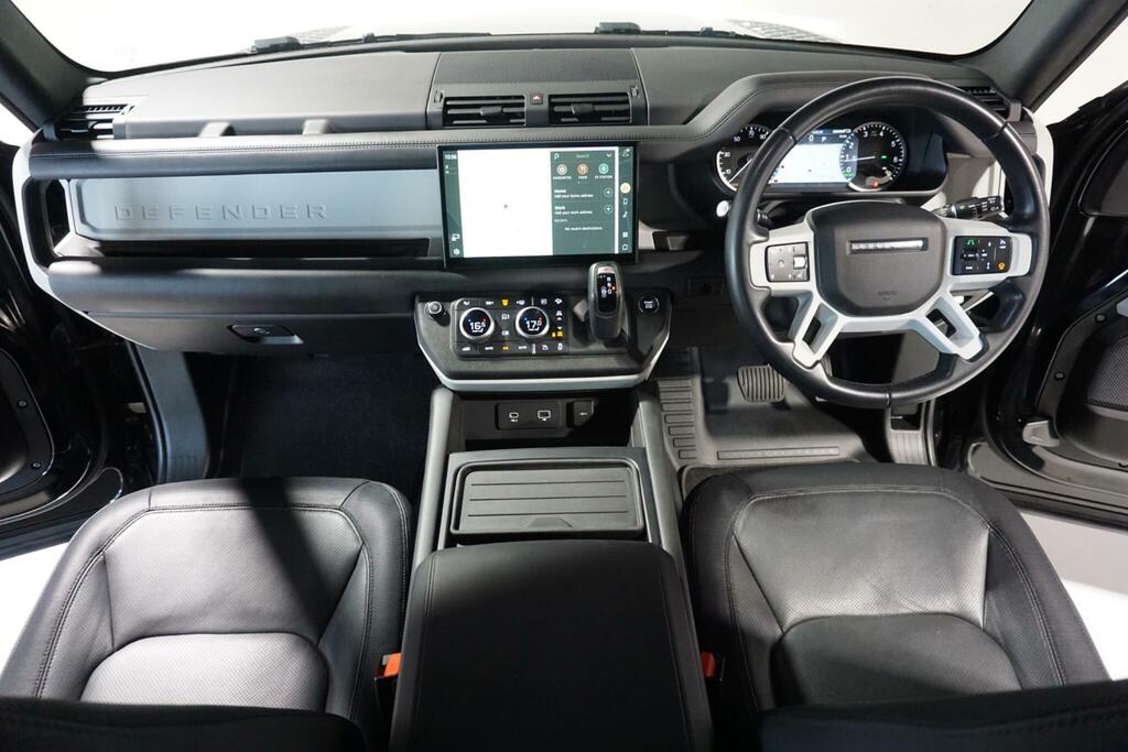 Land Rover Defender 110 2.0 P400e 15.4Kwh Black #6